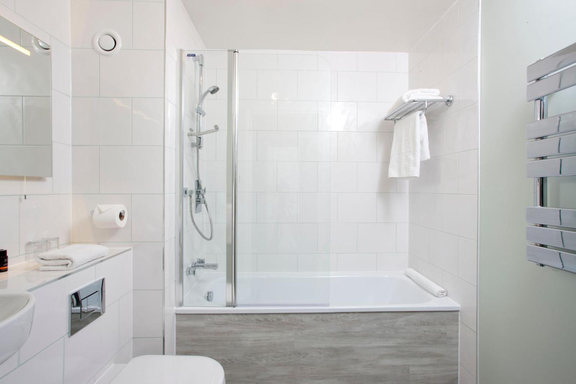 Sudbury House Hotel Фарингдън Екстериор снимка
